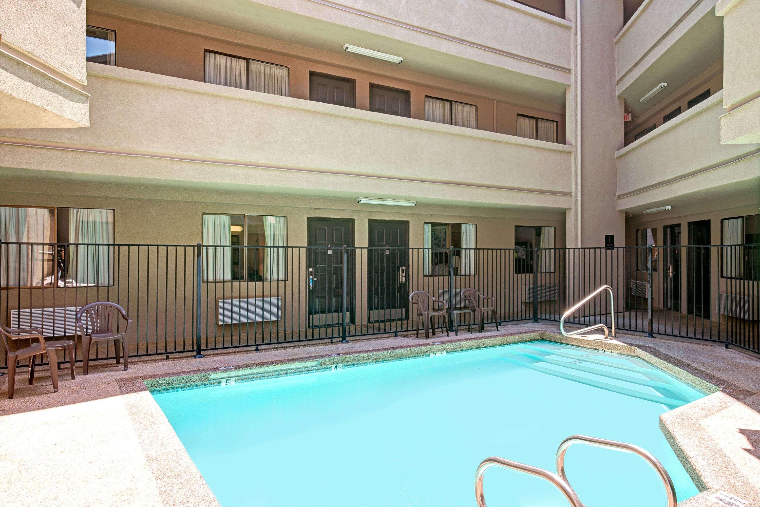 Travelodge Sacramento/Rancho Cordova Eksteriør billede