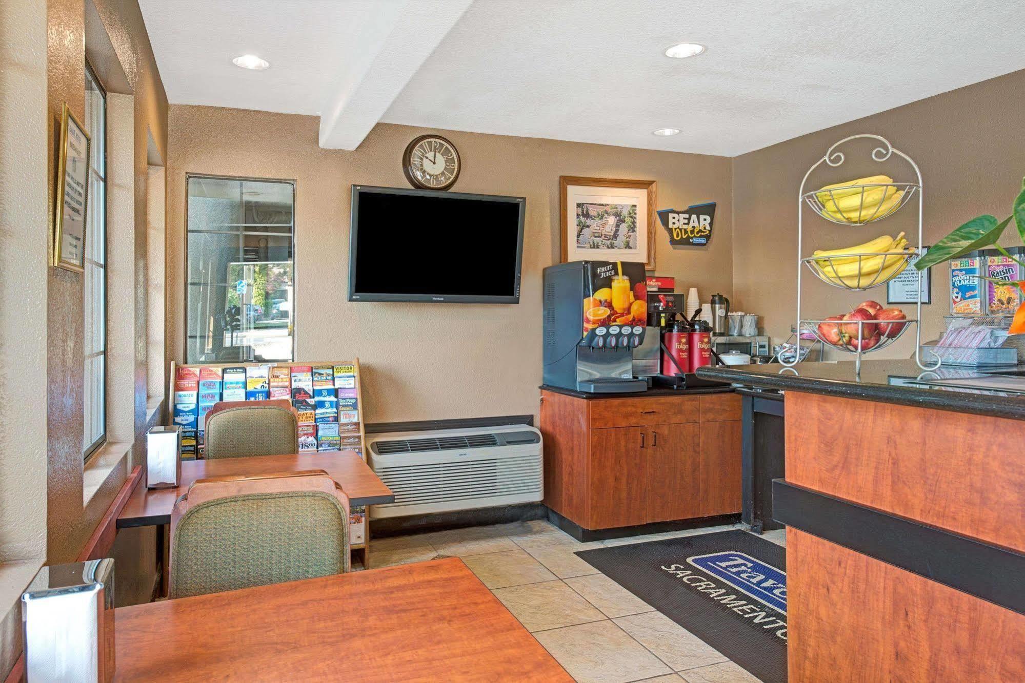 Travelodge Sacramento/Rancho Cordova Eksteriør billede