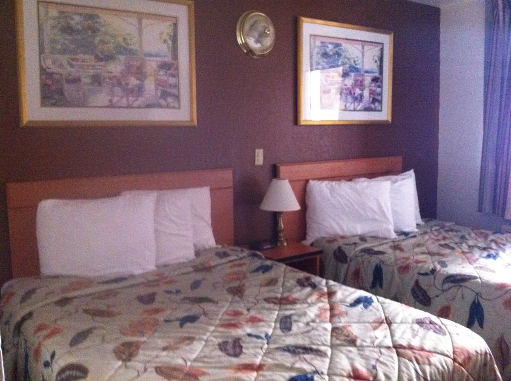 Travelodge Sacramento/Rancho Cordova Eksteriør billede